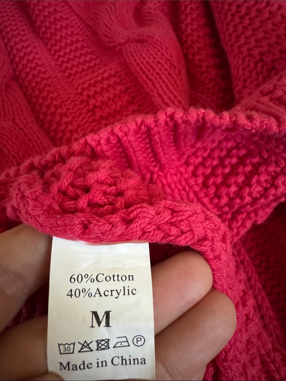 V-Neck Cable Knit Women’s Sweater - Red - Picture 2 of 4
